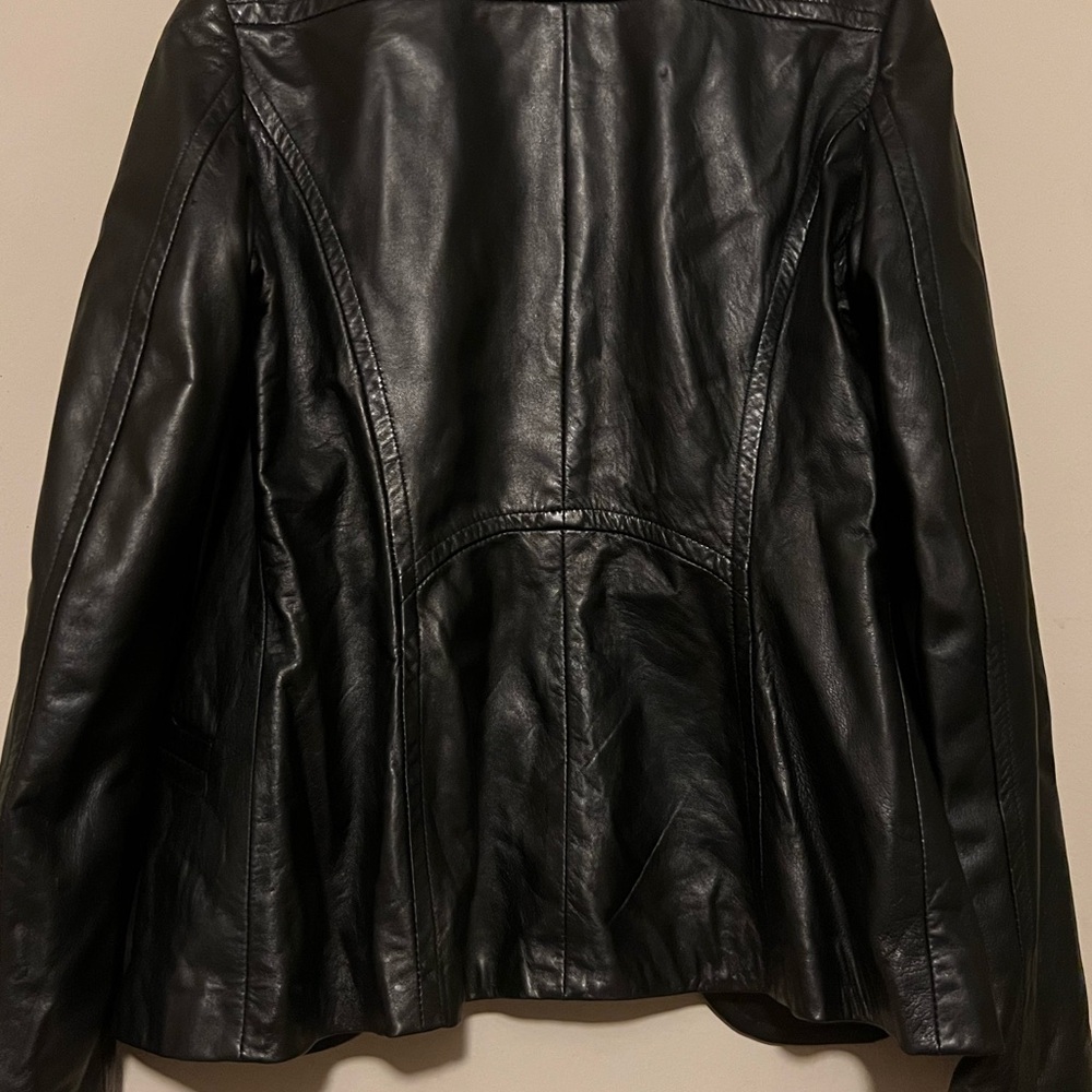 Canadian Made Italian Leather Women's Black Leather Jacket - Picture 10 of 10